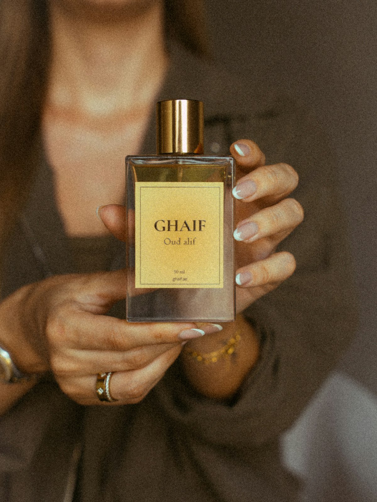 عطر شرقي عصري — Mirael