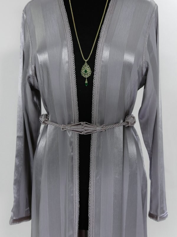عباية راقية — Sarvenne