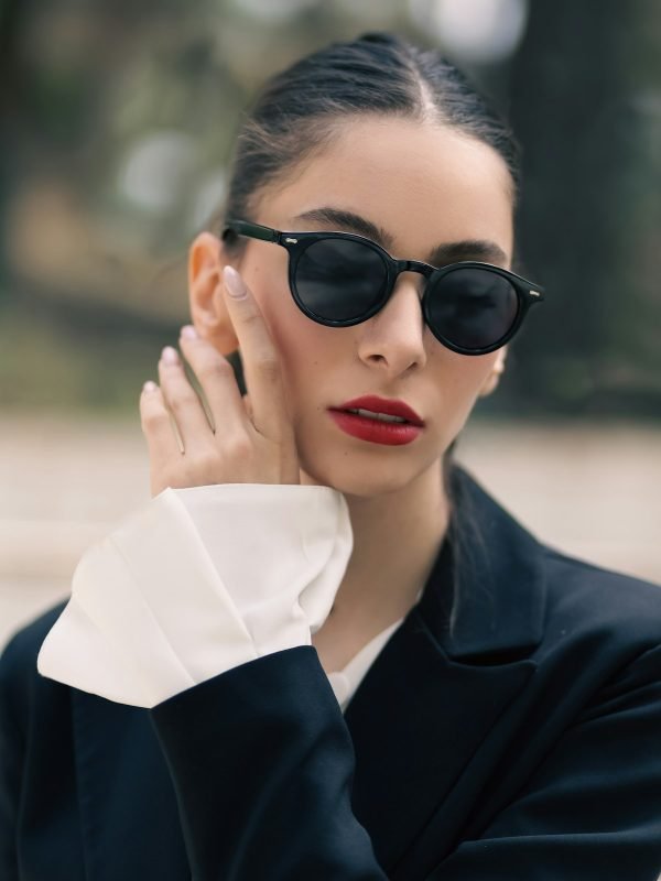 نظارة شمسية خفيفة — Ecliptia