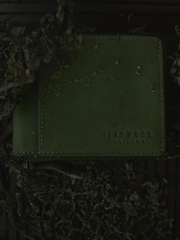 محفظة مميزة — Kestrel Lane