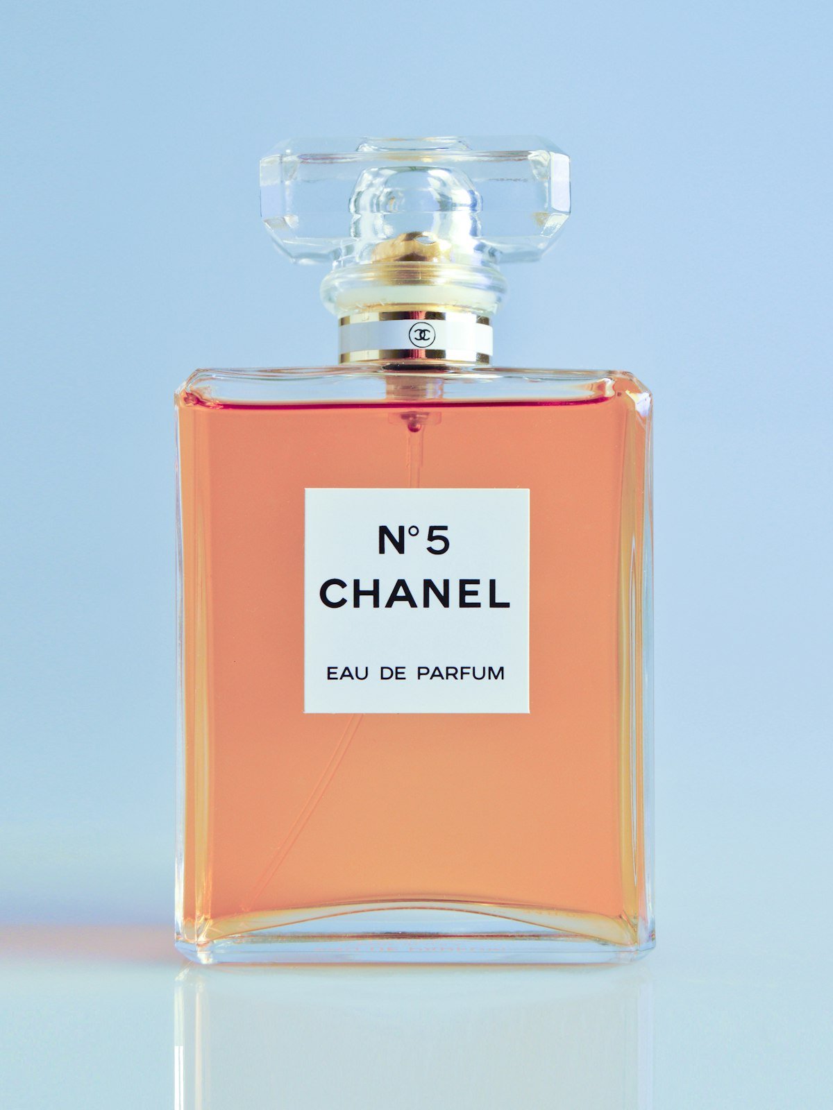عطر نسائي مميز — Selune